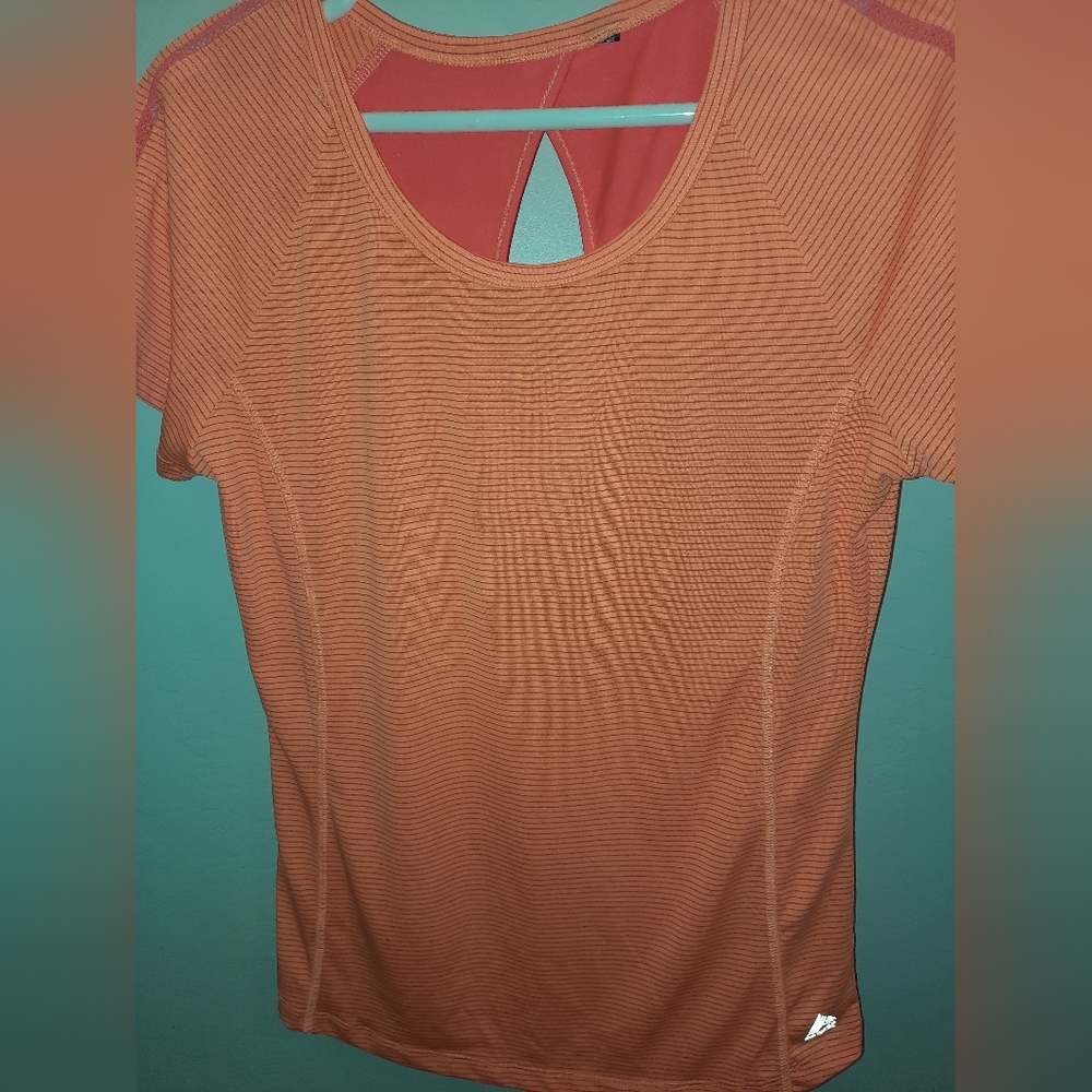 $ Reebok women's size small short sleeve shirt bright tangerine Coral color